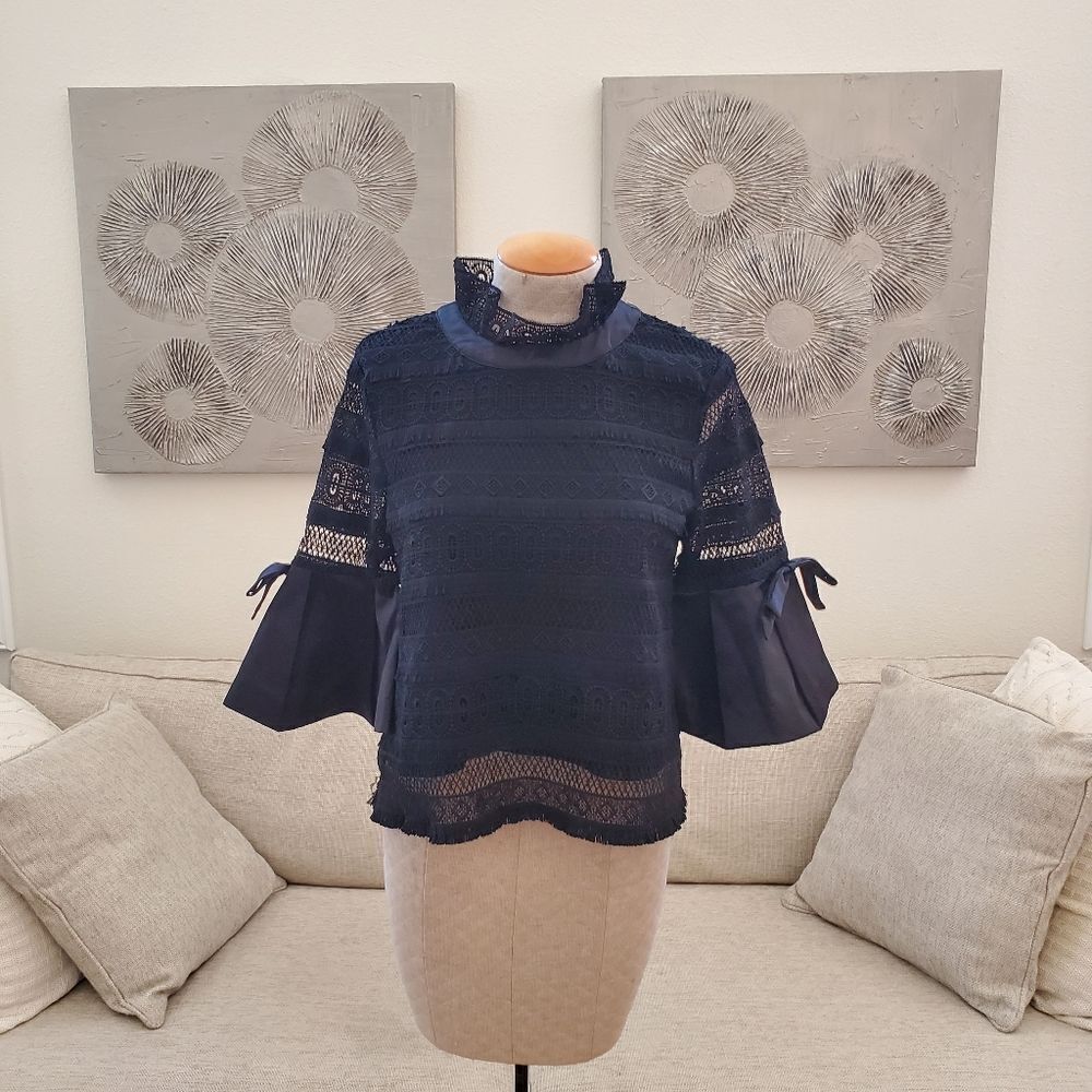 Alpha & Omega | Satin Cuff Lace Blouse - size Medium in Black - Picture 4 of 14